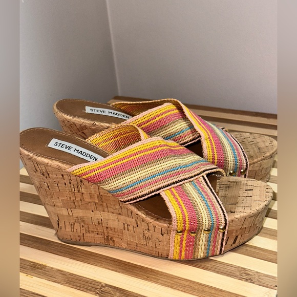 Steve Madden slip on wedges with multi color straps. Size 6.5 in great shape. - Picture 2 of 4